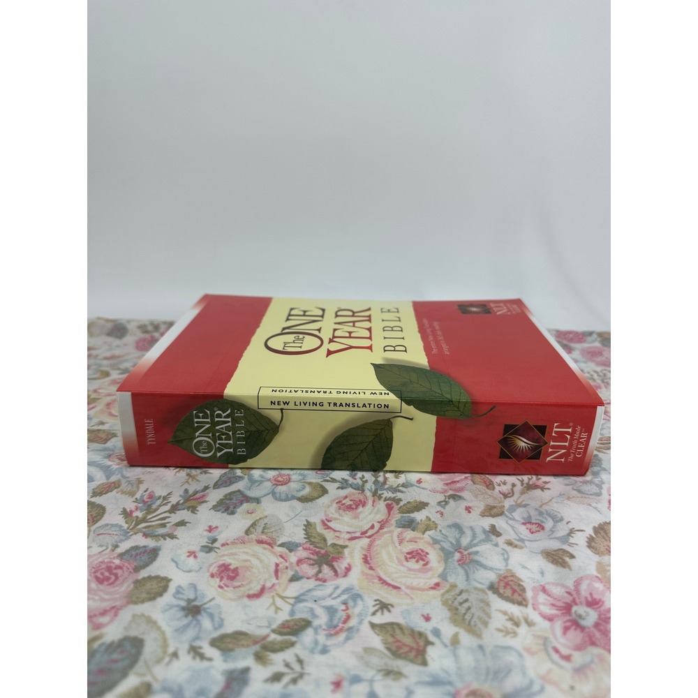 The One Year Bible NLT New Living Translation Softcover Daily Devotional Tyndale - Picture 3 of 8